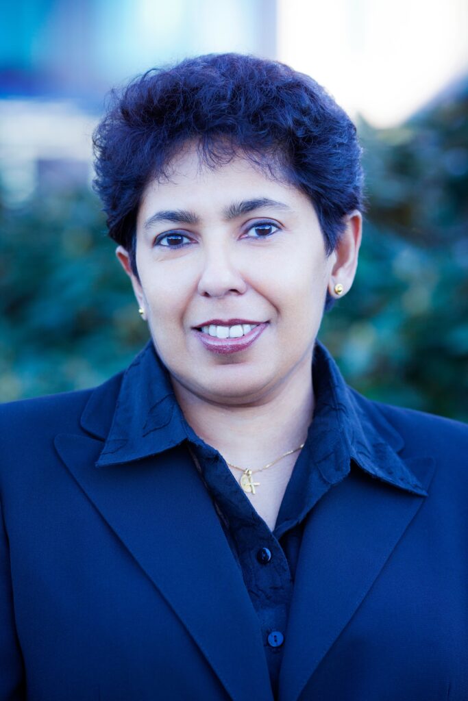 Heather is a lawyer practicing exclusively in the area of labour and employment law. She has a unique combination of legal expertise and extensive hands-on human resources management and labour relations experience.